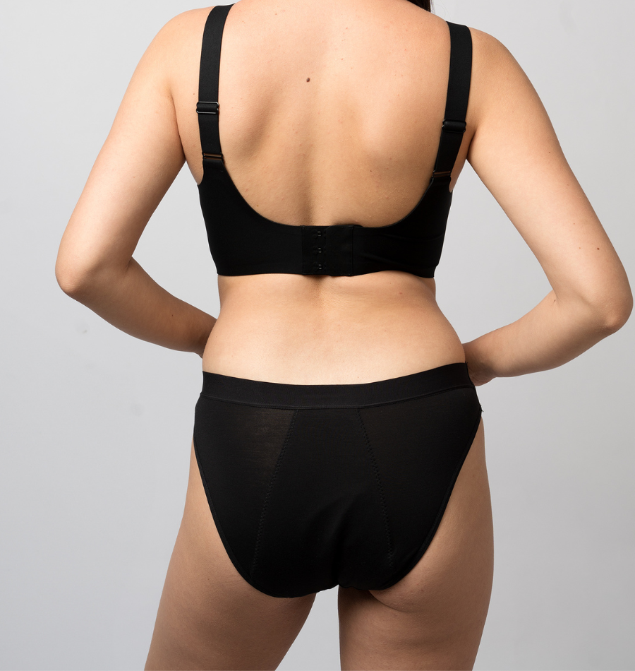 Brief With Clip Closure